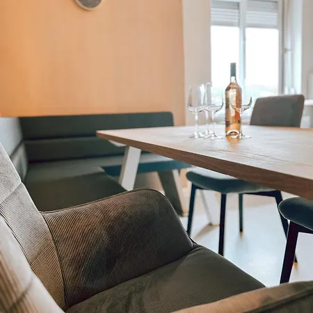 Apartman Doreyhome P7 - Ruhig - Zentral - Gemuetlich - 5 Personen